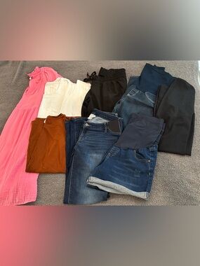 Ultimate Size Medium Maternity Bundle! (9pcs